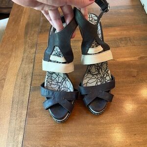 CNC Costume National Black and Cream Heels